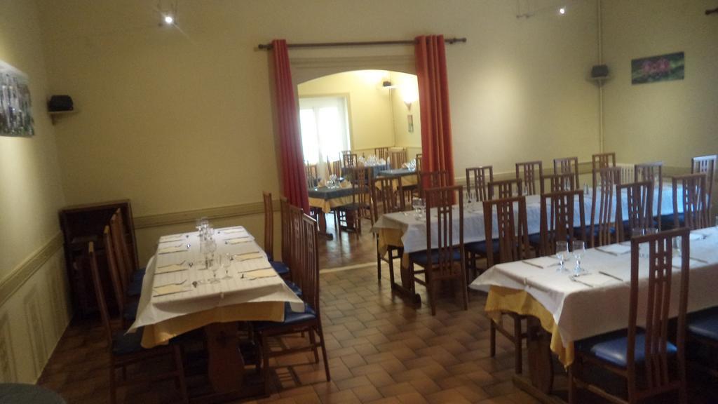 Logis Hotel Des Voyageurs Restaurant La Bonne Tabl'Hay Livron-sur-Drôme Exteriör bild
